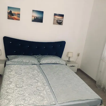 Daire Bluemoon-apartment With Parking Burgaz