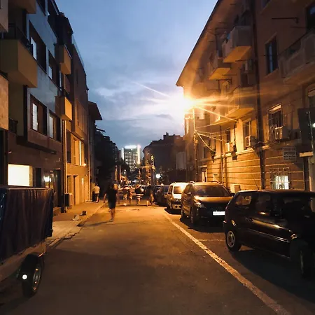 公寓 Bluemoon-apartment With Parking *