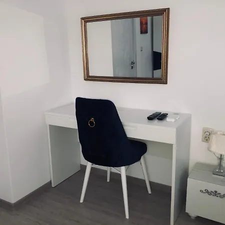 Bluemoon-apartment With Parking Lägenhet Burgas