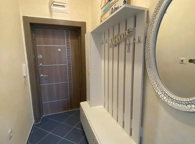 Bluemoon-apartment With Parking Apartamento Burgas